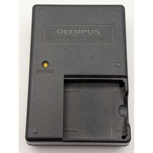 Olympus Battery Charger Unisex OS Black Good LI-50C LI-50B Compatible Untested